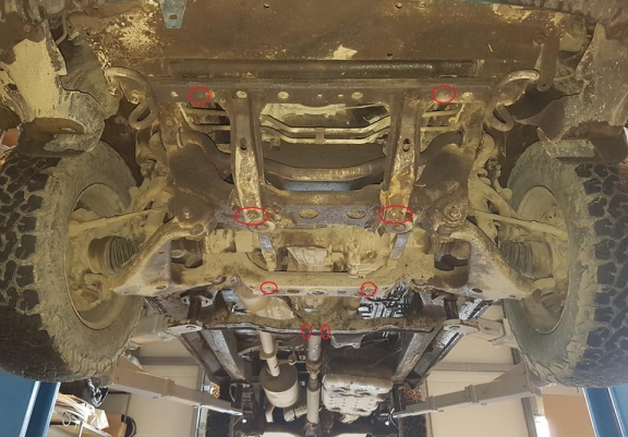 Versnellingsbak en Deeltjes Filter Beschermplaat voor Toyota Hilux Revo